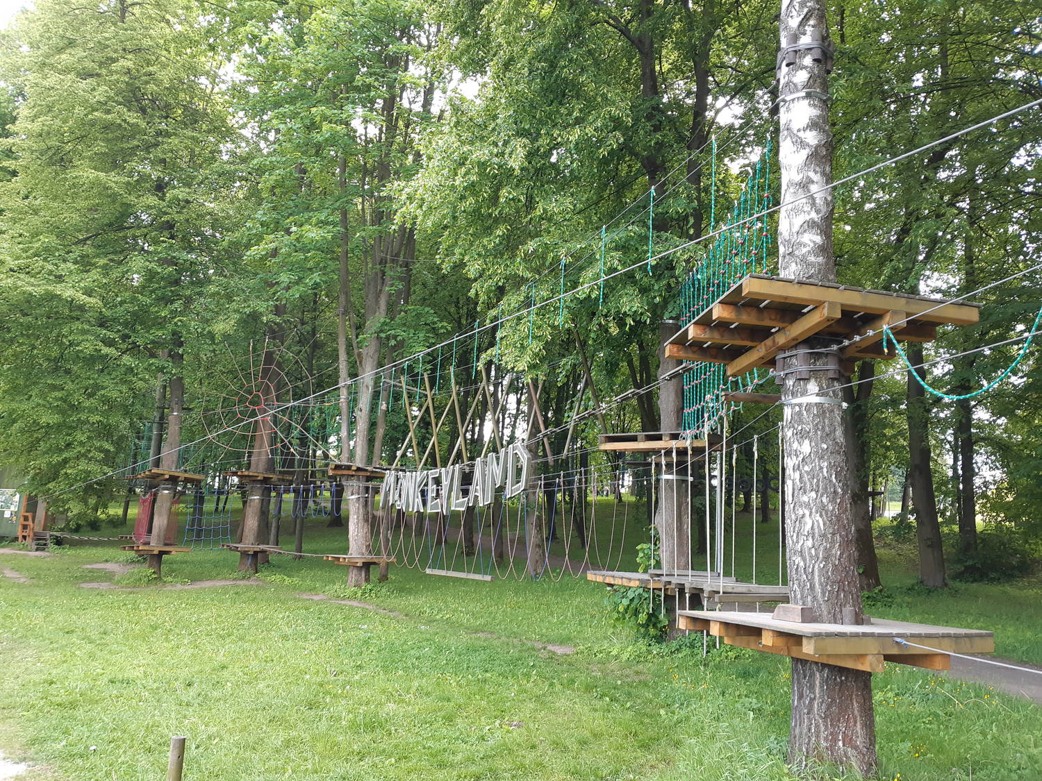 Lanový park Monkeyland