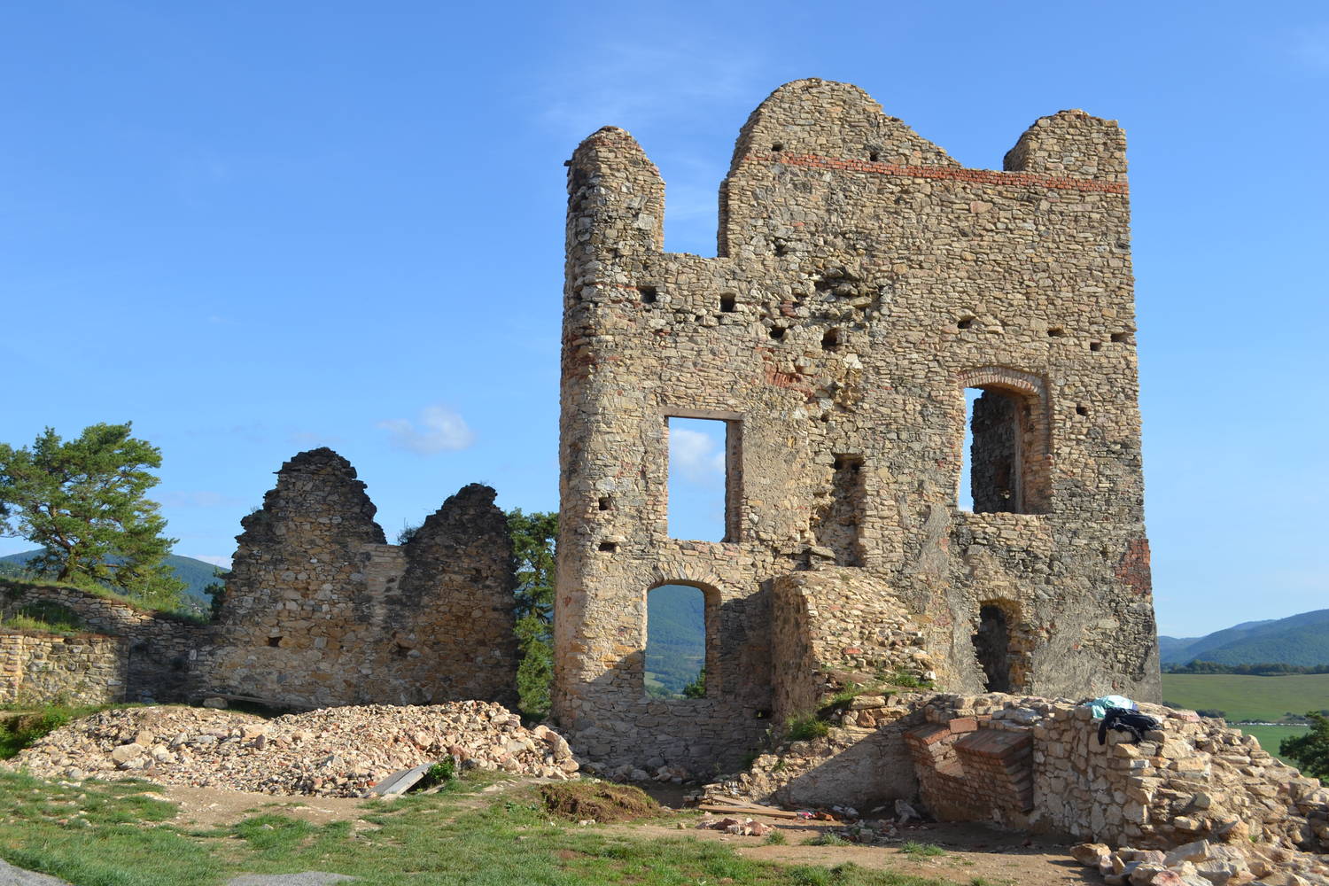 Hrad Divín