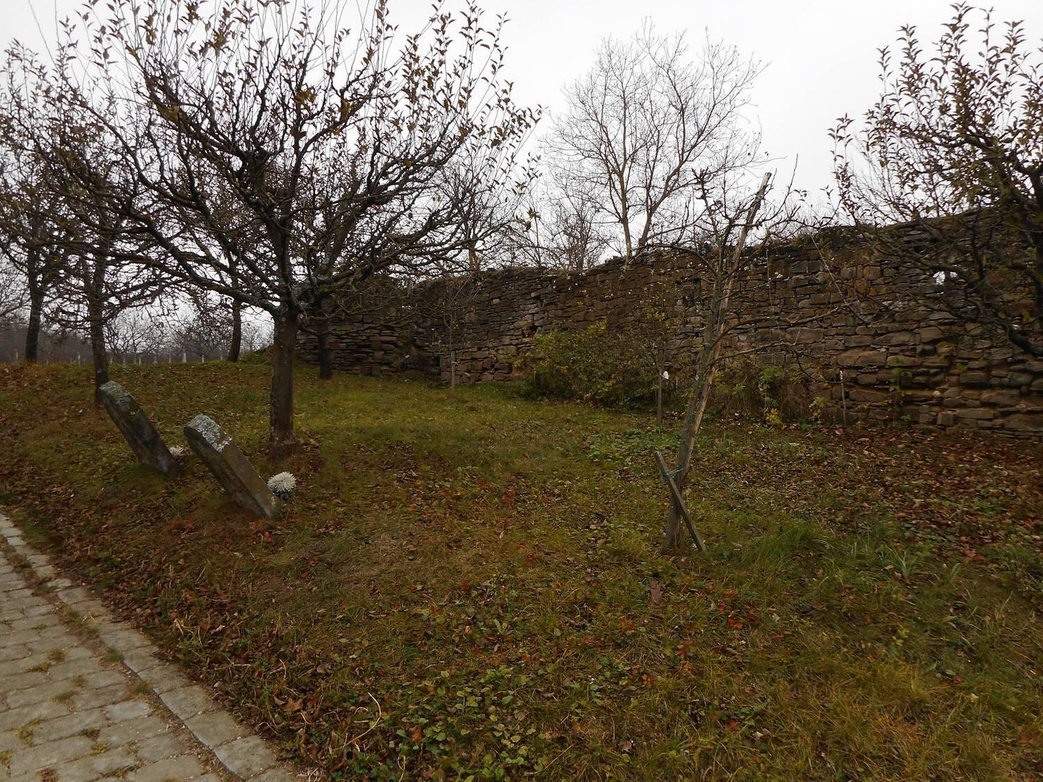 Husitské hradby