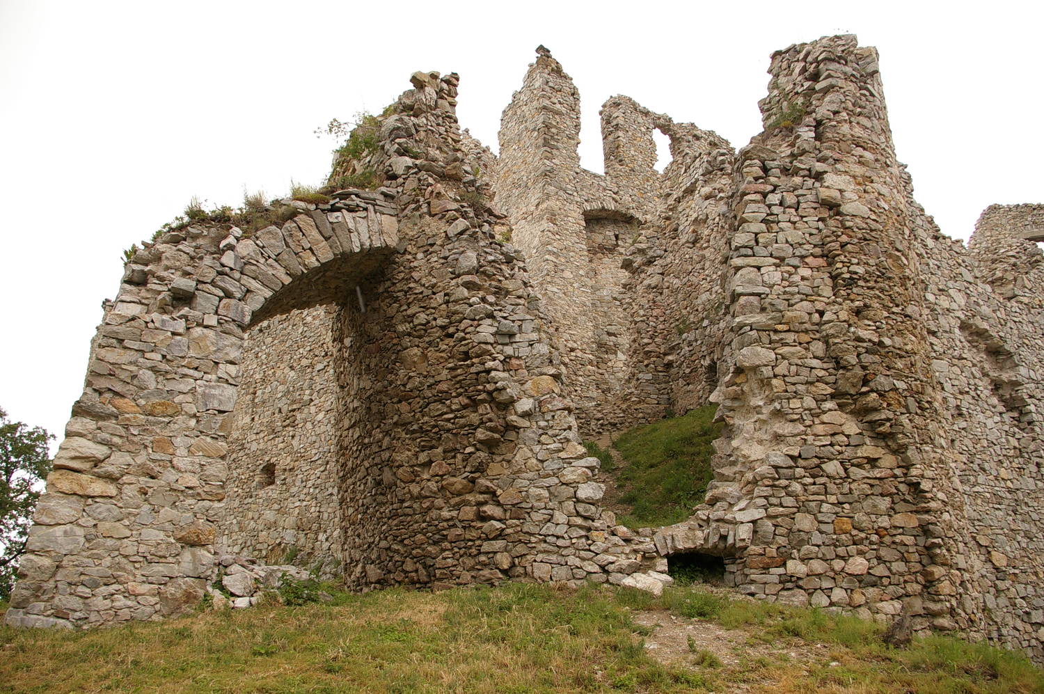 Hrad Hrušov