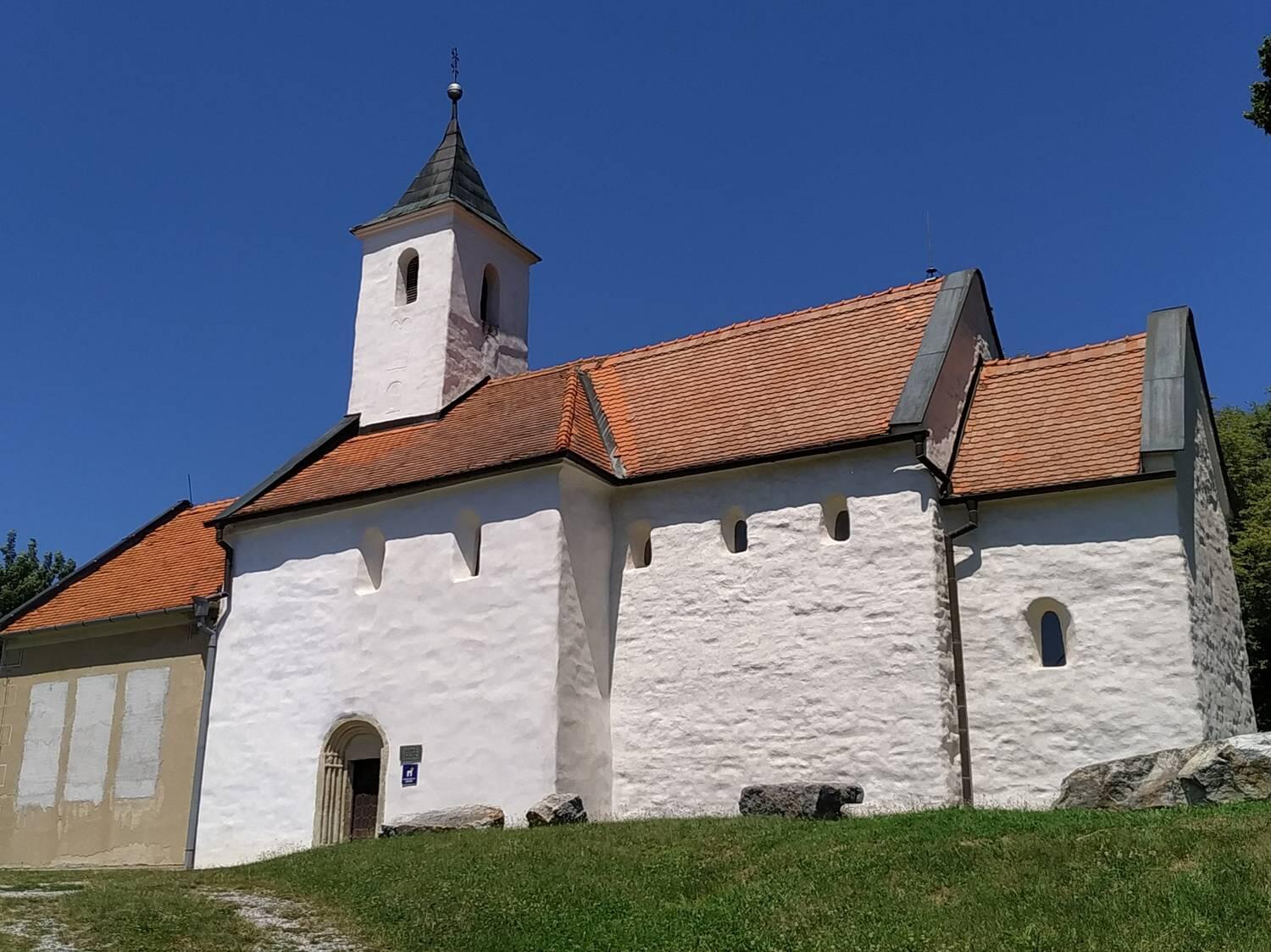 Kostol sv. Juraja Kostoľany pod Tríbečom