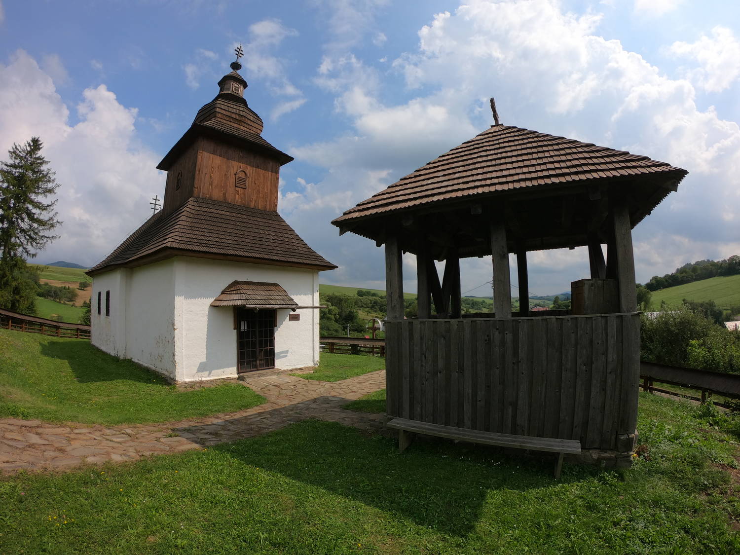 Chrám sv. Jána Krstiteľa Kalná Roztoka