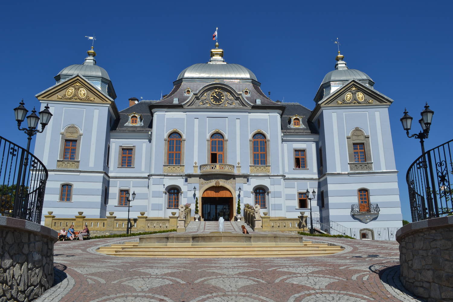 Haličský zámok