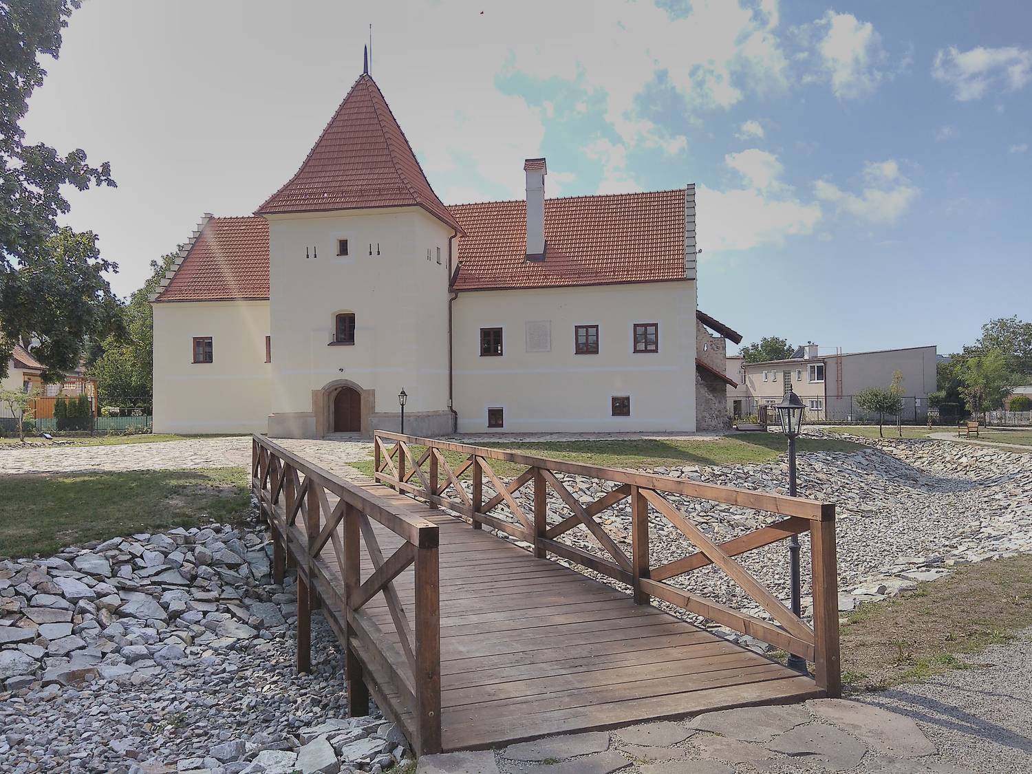 Kaštieľ Vodný hrad - Šimonovany