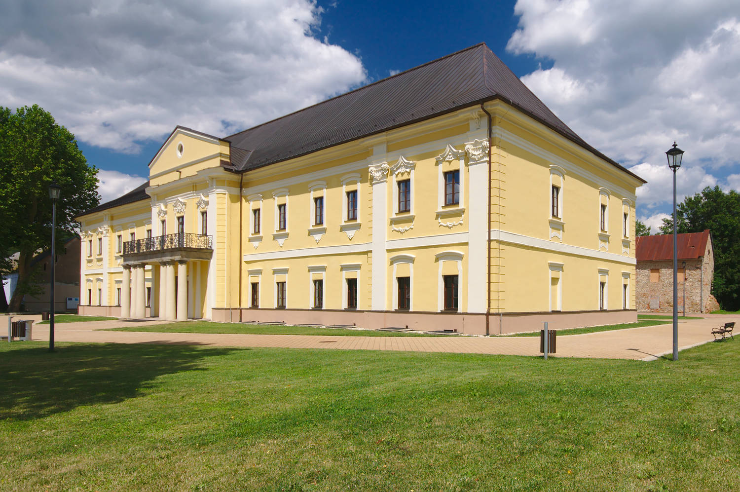 Kaštieľ Snina