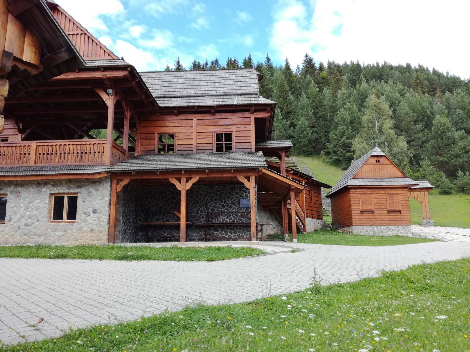 Amfiteáter Heľpa