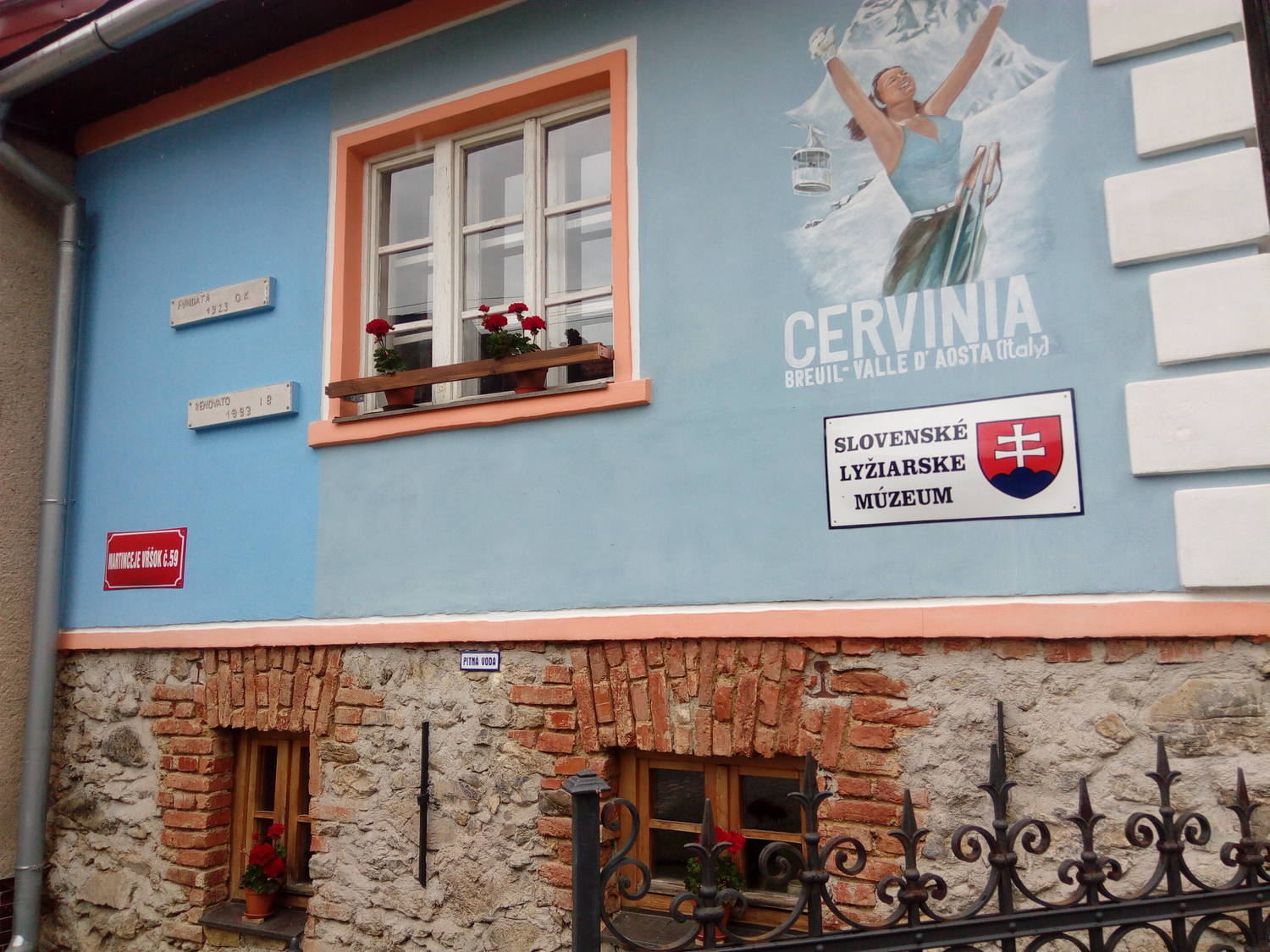 Slovenské lyžiarske múzeum